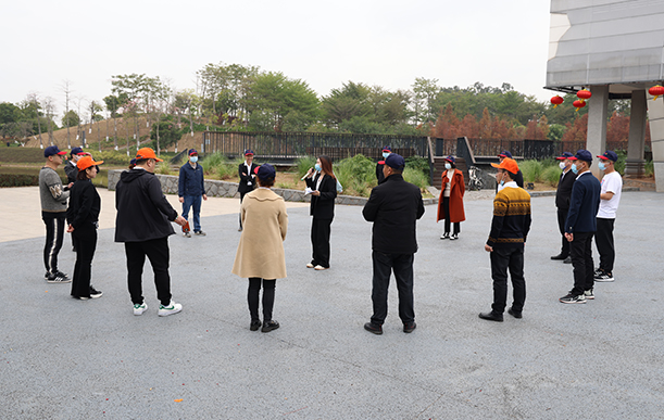 團結(jié)協(xié)作，共同進步